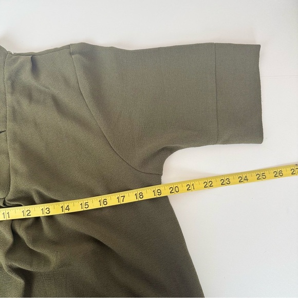 Bobeau Olive Green Tunic Top Sz S Short Sleeve Stretch Blouse - Picture 7 of 10